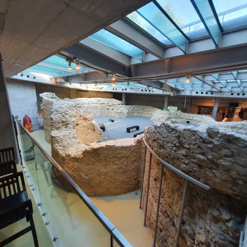 Cella Septichora – múzeumi látogatás